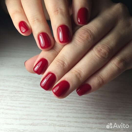 Маникюр педикюр