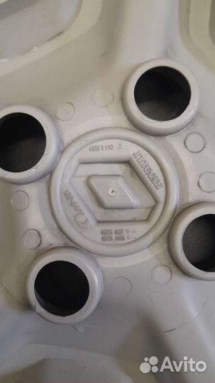 Колпак Renault Logan/Sandero Stepway R16