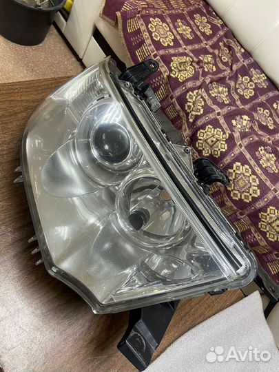 Фара правая Mitsubishi Pajero Sport 2 KH 08-15г