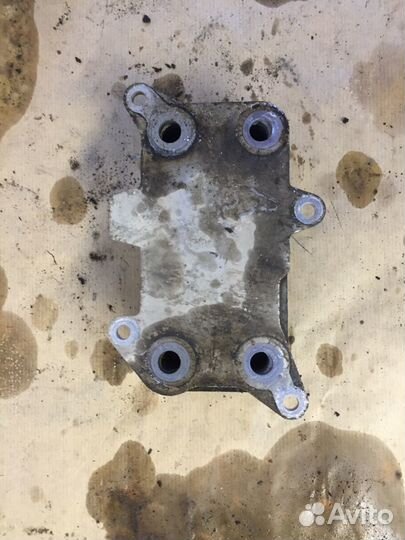 Радиатор маслянный VW Touareg NF