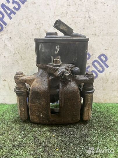 Суппорт задний левый Volkswagen Tiguan кроссовер