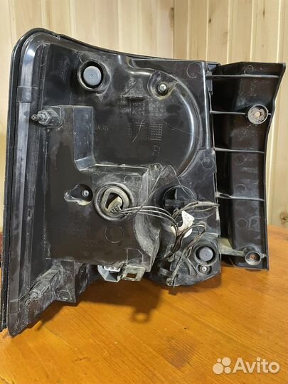 Задний фонарь range rover sport