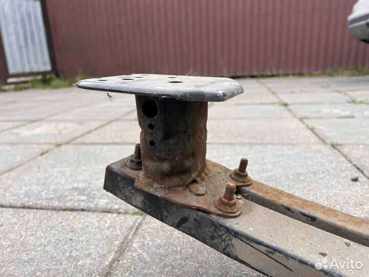 Усилитель заднего бампера toyota rav 4 CA-40 2018