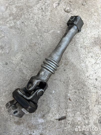 Рулевой вал Mercedes 203, 211, 171