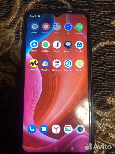 Телефон Realme C 11