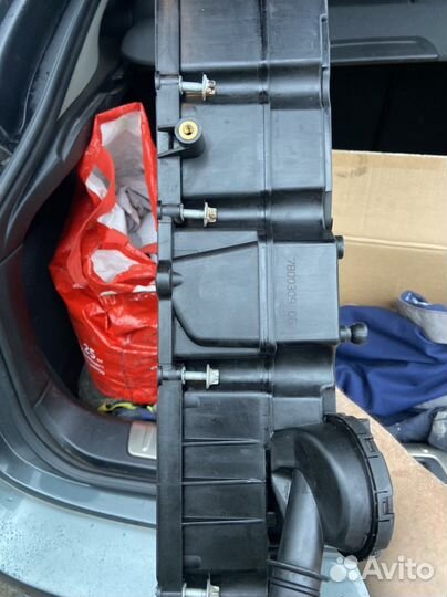 Крышка клапанная BMW x6 e 71 3 литр