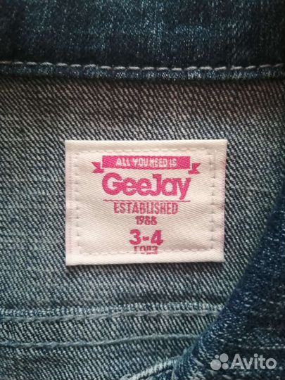 Джинсовая жилетка для девочки 3-4 года