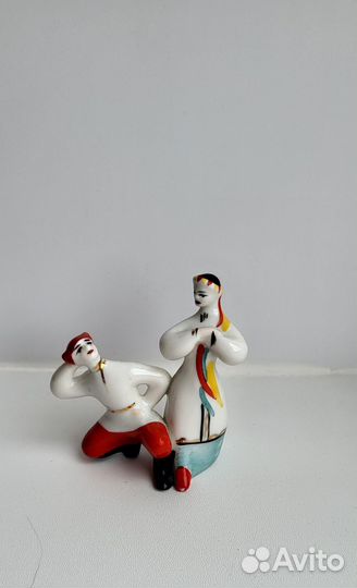 Статуэтка девушки И красноармейца, гопак, пзхк пер