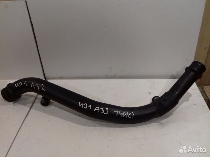 Труба надувочного воздуха VW Touareg NF 7P0145792B