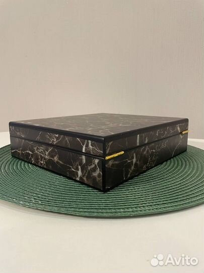 Хьюмидор для хранения сигар мрамор и коричневый