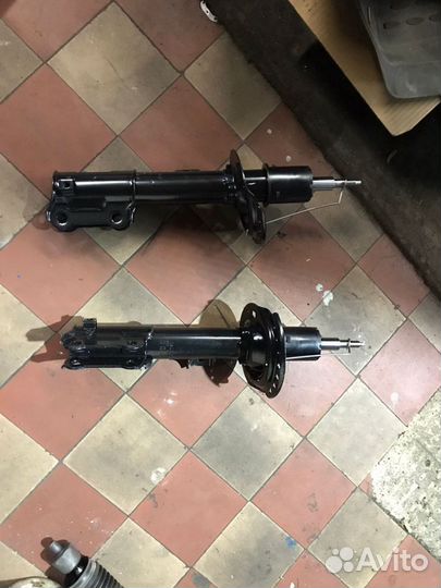 Амортизатор передний Hyundai Creta