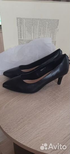 Туфли женские 37 размер новые