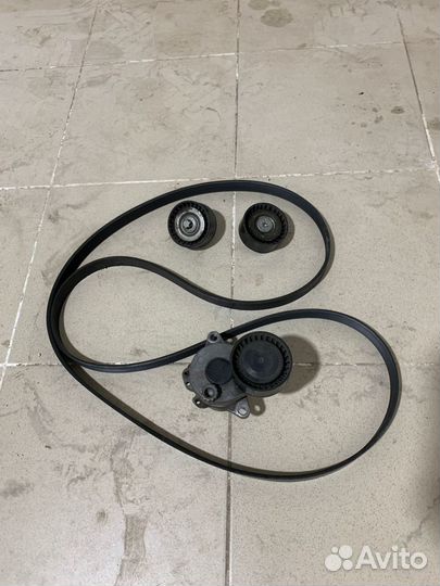 Комплект роликов Mercedes E class W212 2013г 2.1cd