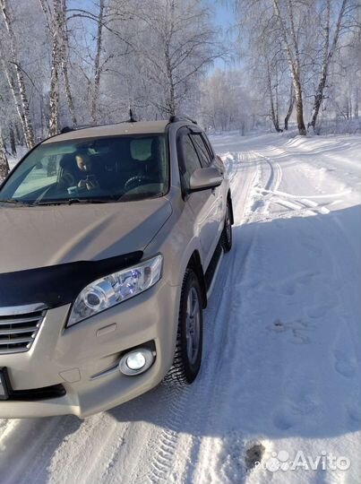 Toyota RAV4, 2012
