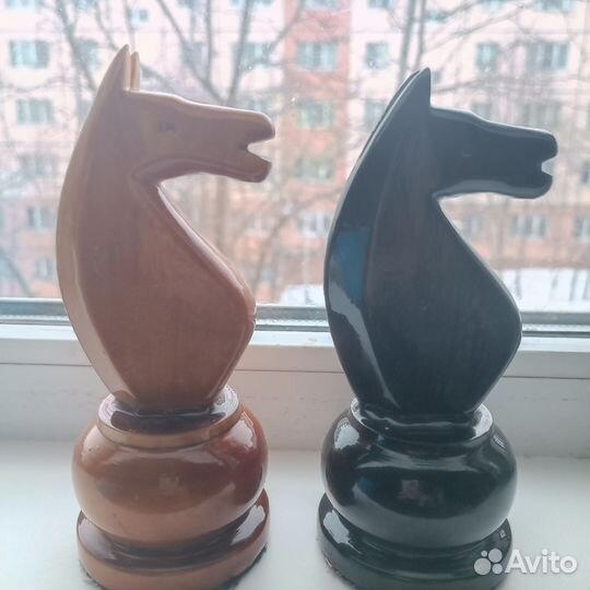 Шахматы резные деревянные