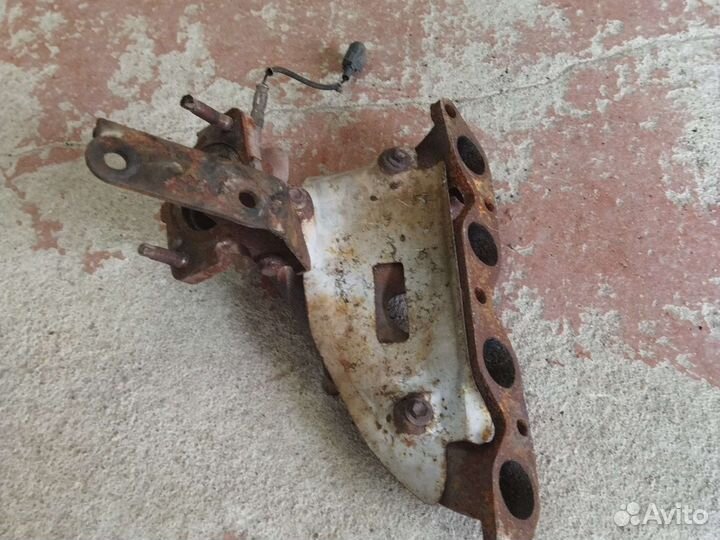 Коллектор выпускной Toyota Sprinter AE100