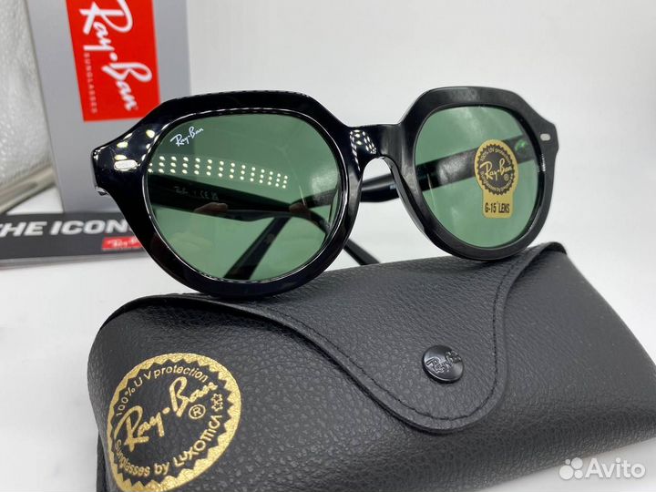 Солнцезащитные очки Ray Ban