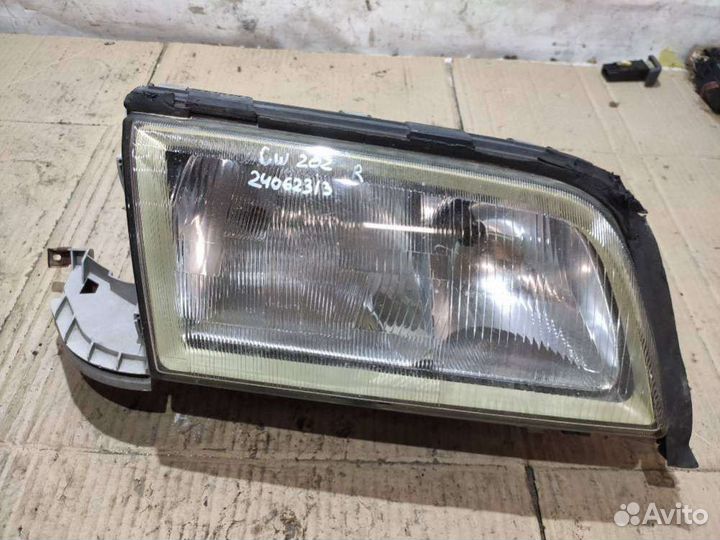 Фара левая и правая Mercedes C W202