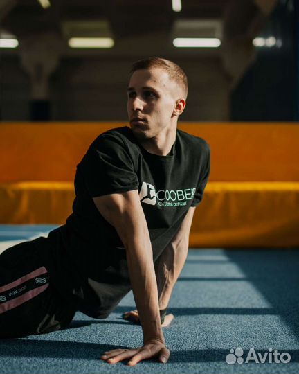 Тренер по акробатике