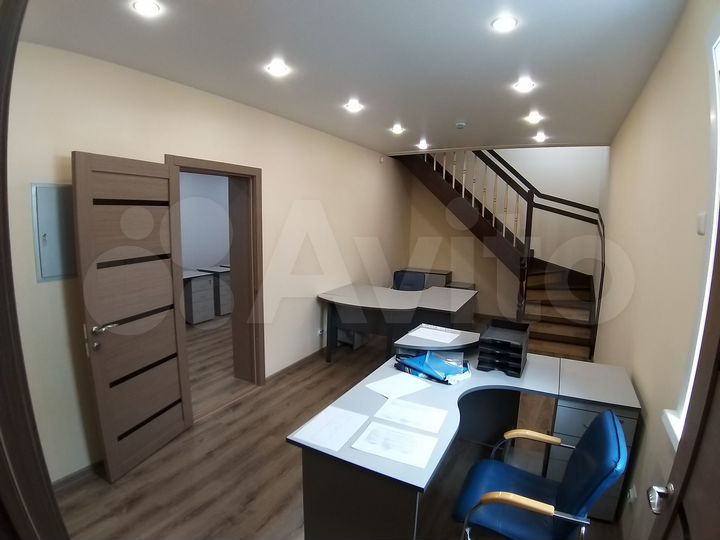 Здание на 1 линии, 200 м² с участком 4,5 сотки