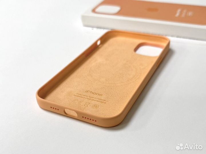 Чехол на iPhone 15 Plus Silicone Case