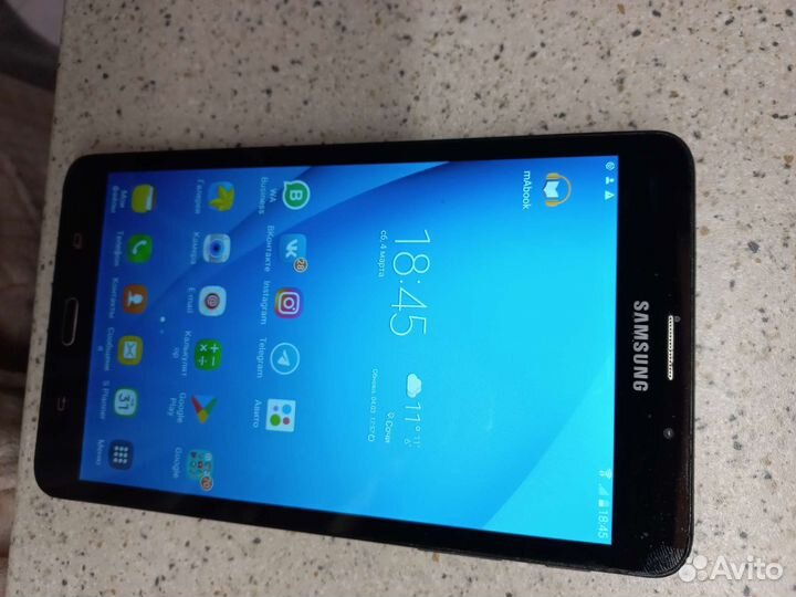 Планшет Samsung Galaxy Tab A 7.0 SM-T285 (2016)