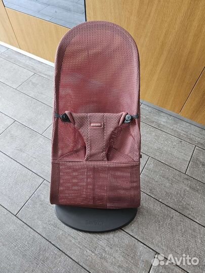 Шезлонг Babybjorn Bliss Mesh