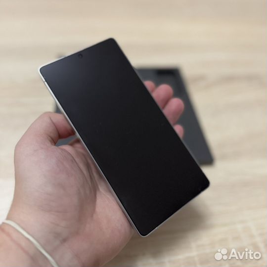 Samsung Galaxy S25 Ultra, 12/256 ГБ