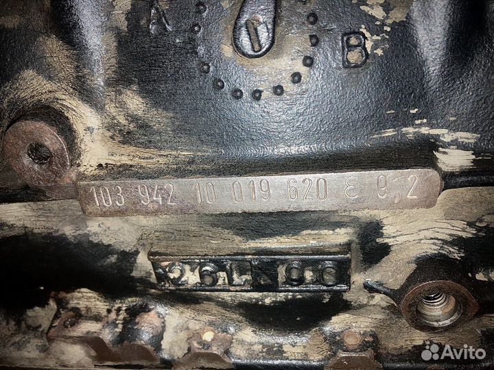 Двигатель на Meecedes M103 942