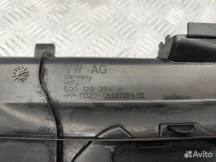 Воздухозаборник Volkswagen Passat B8 1.6 dcxa 120