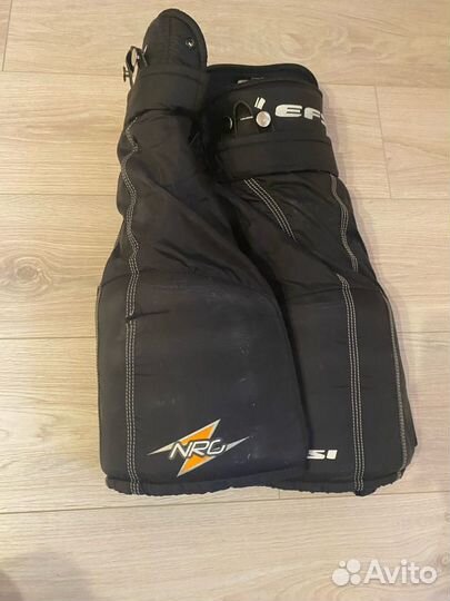 Продам детскую хоккейную форму по частям