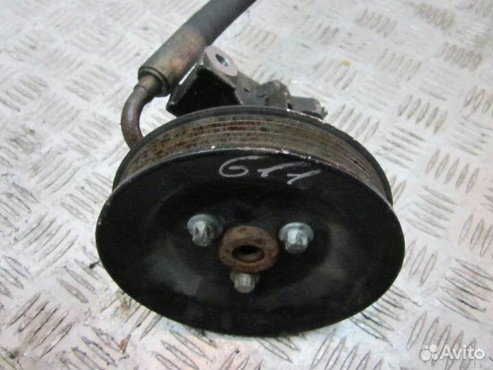 Насос гур для Мерседес Бенц Спринтер Вито 638 2.2