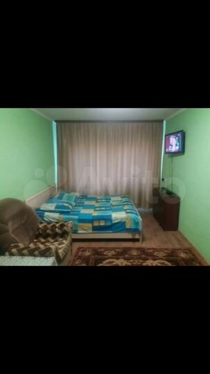 1-к. квартира, 42 м², 1/5 эт.