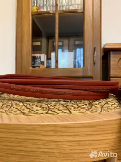 Акустический кабель audioquest bedrock