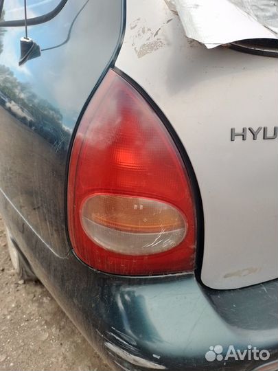 Фонарь правый левый Hyundai Lantra 2 Универсал