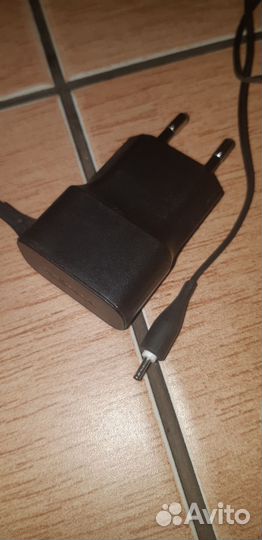 Зарядное устройство для телефона