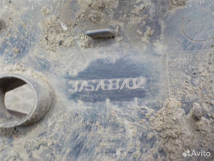 Рамка противотуманных фар передняя левая Opel