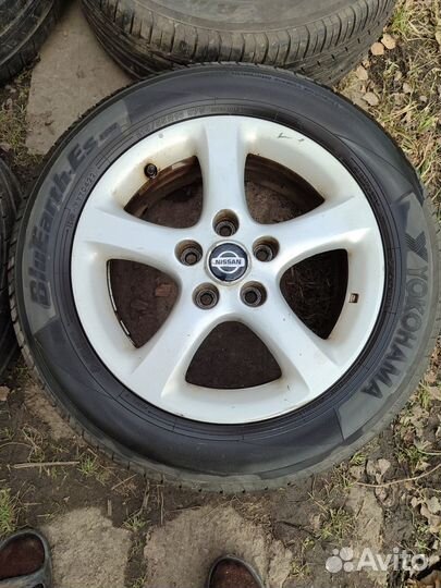 Колеса в сборе Nissan 215 55 r16