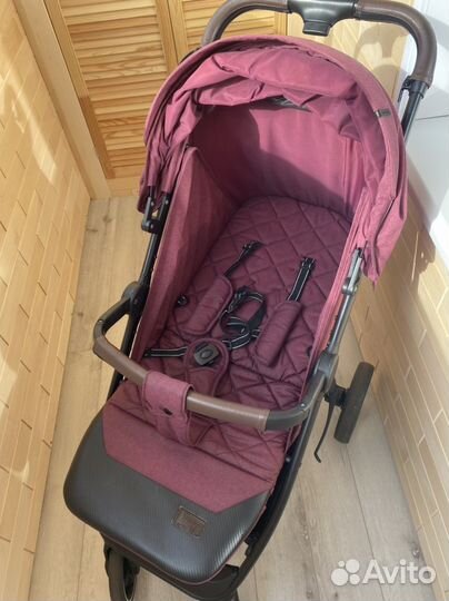 Коляска прогулочная Carrello Bravo