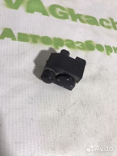 Блок управления зеркалами audi А4 В5 8D0959565A