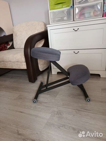 Коленный стул