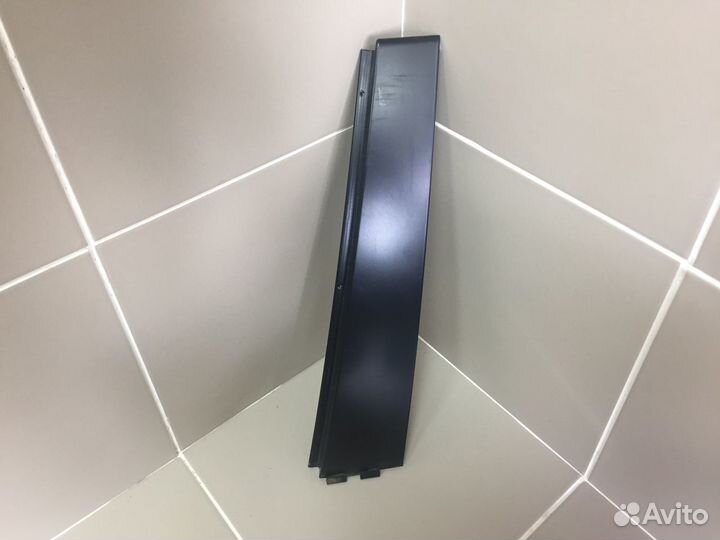 Накладка рамки задней левой двери VW Passat B6