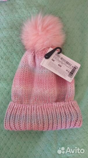 Шапки женские новые