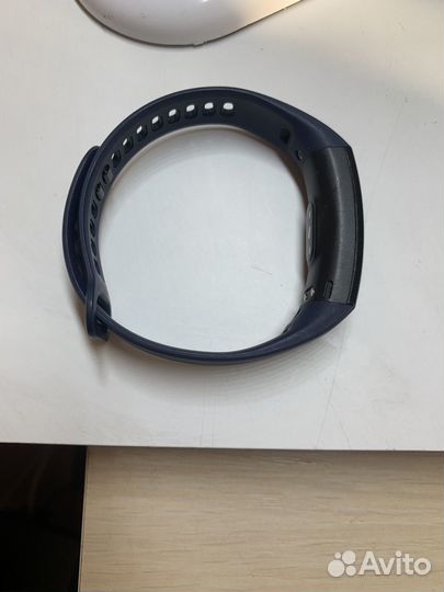 Фитнес часы honor