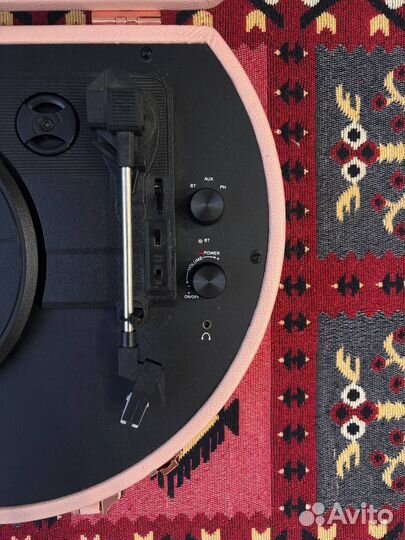 Виниловый проигрыватель Alive