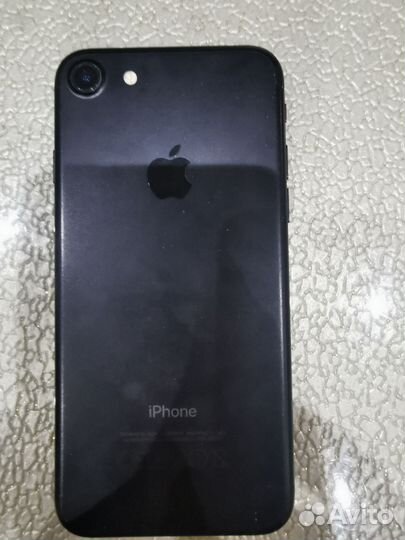 iPhone 7, 128 ГБ