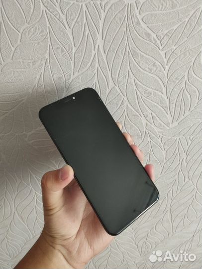 Дисплей на iPhone xr,se2020