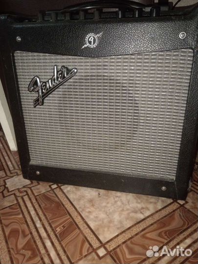 Гитарный комбоусилитель fender mustang