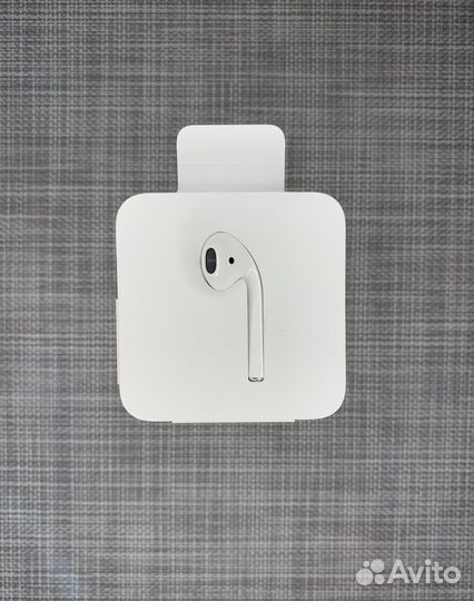 Apple Airpods 2 левый наушник А2031 новый оригинал