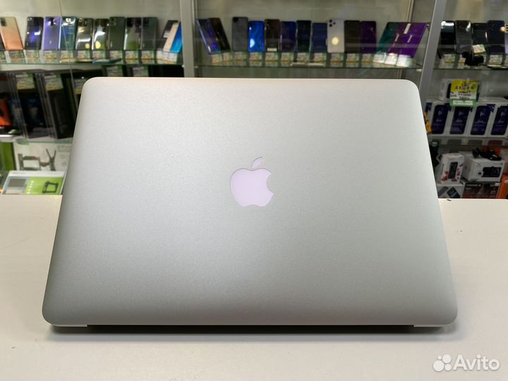 Apple MacBook Air 2017 i5/8/128SSD